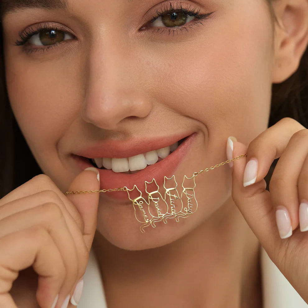 Personligt kattehalskæde med navn